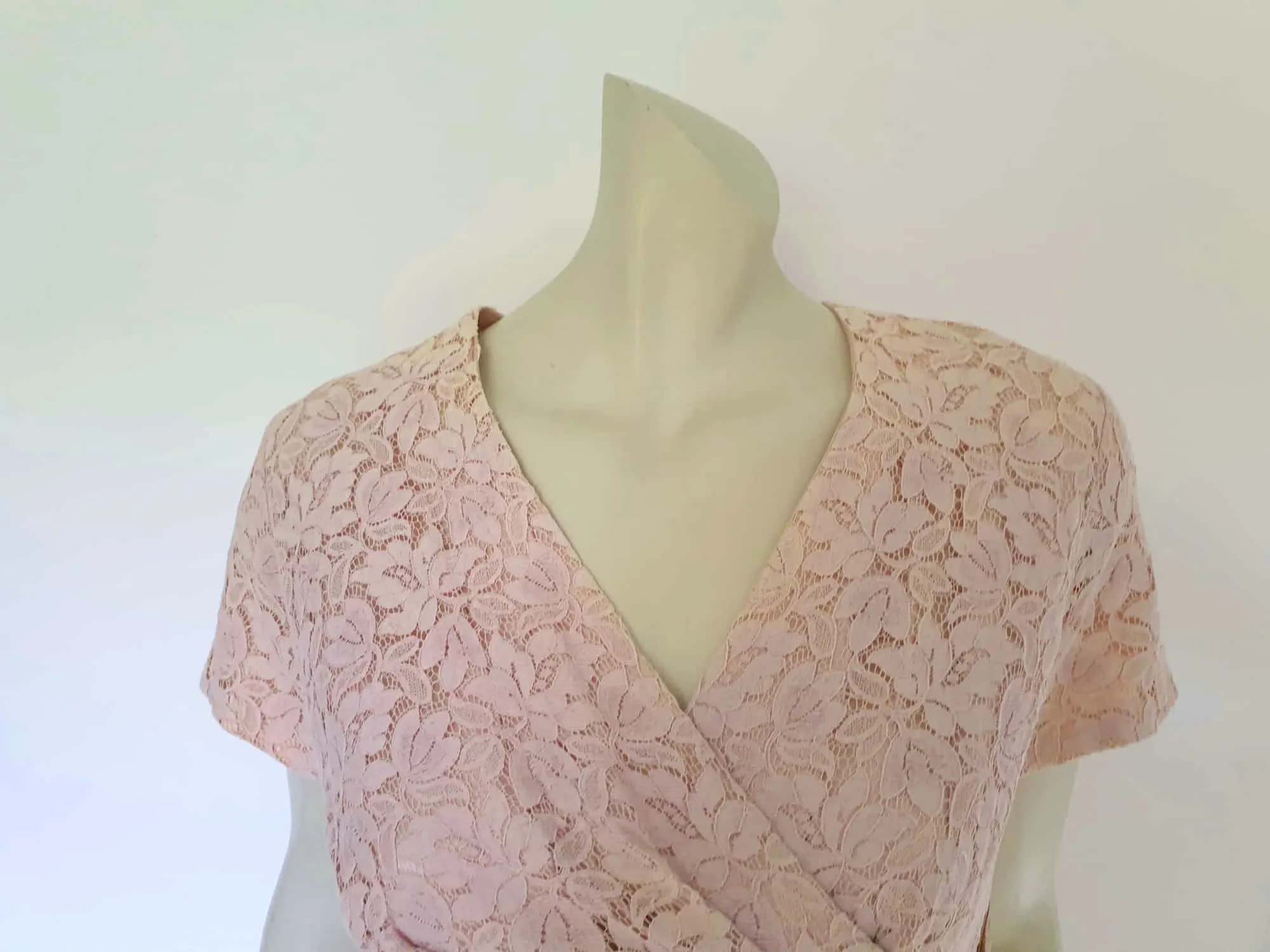 1960s Pink Lace Dress by Deja - L