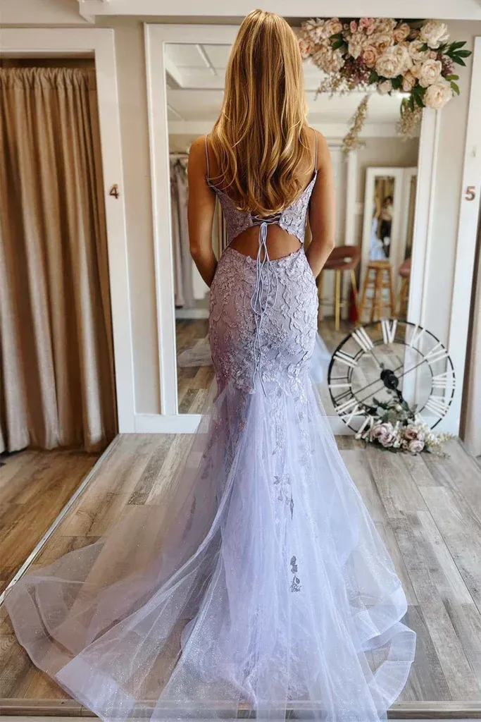 2025 Lace Long Lavender Prom Dress Floral V Neck Mermaid Purple Evening Dress