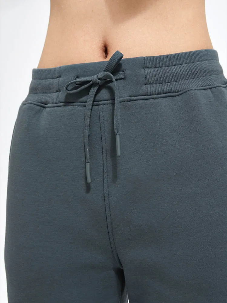フリース素材あったか着痩せパンツ