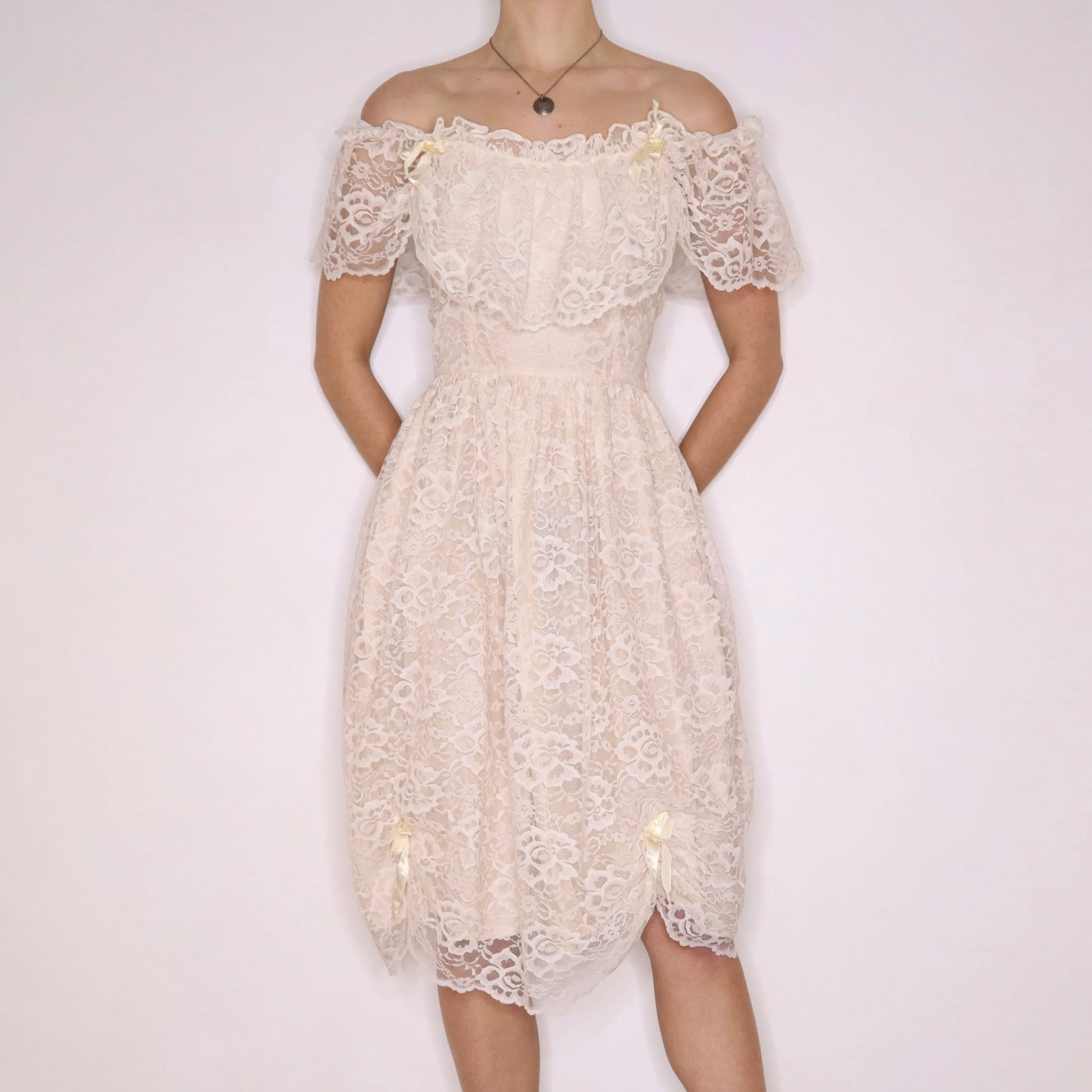 70s Angelic Cream Lace Dress (S)