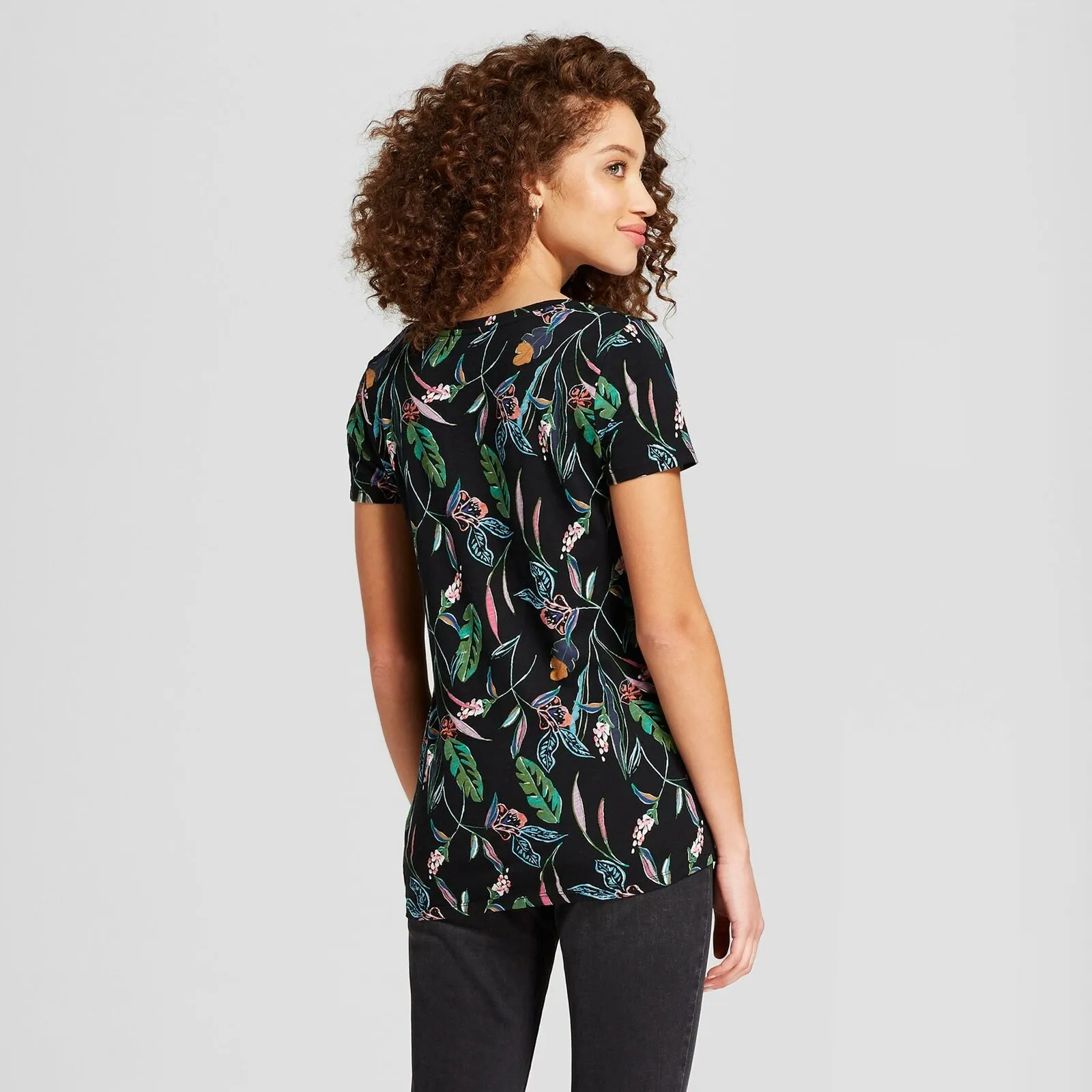A New Day Women's Short Sleeve Vintage V-Neck T-Shirt