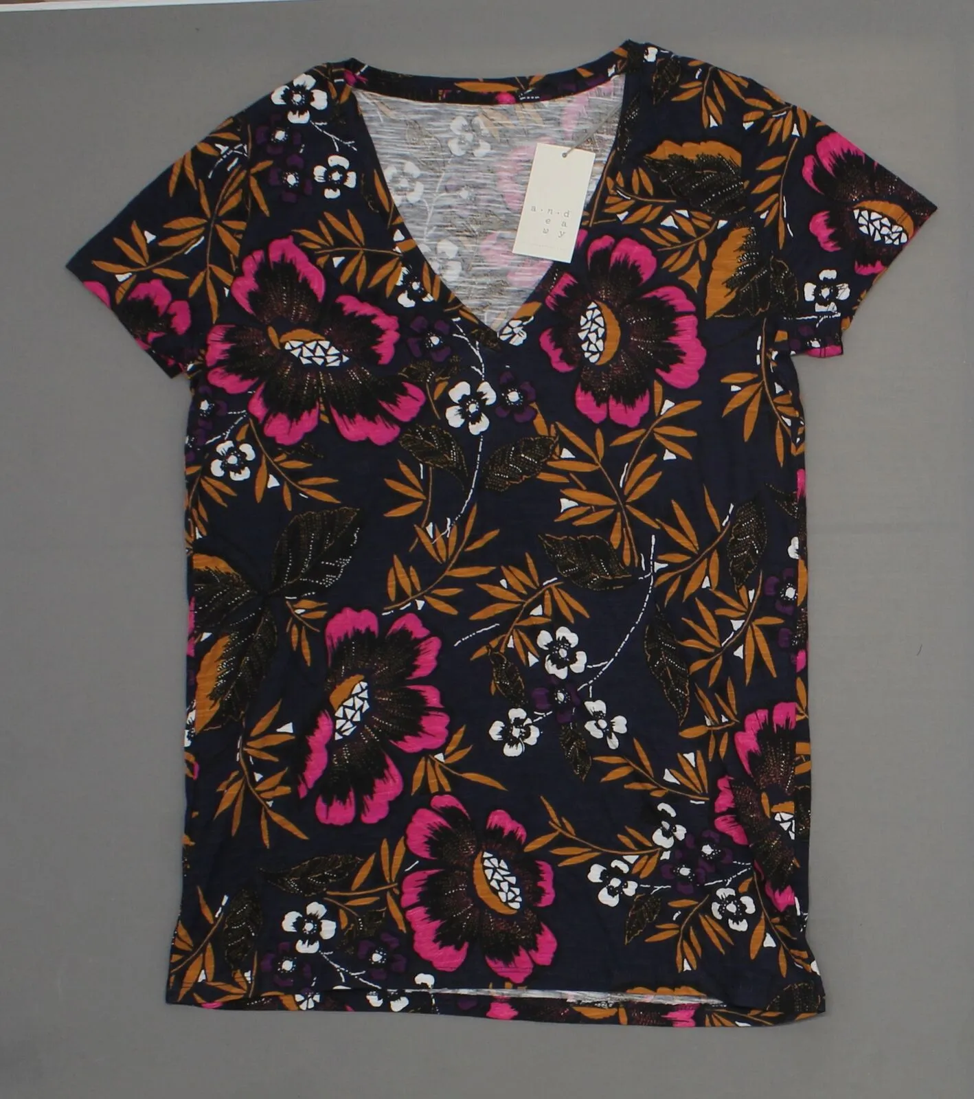 A New Day Women's Short Sleeve Vintage V-Neck T-Shirt