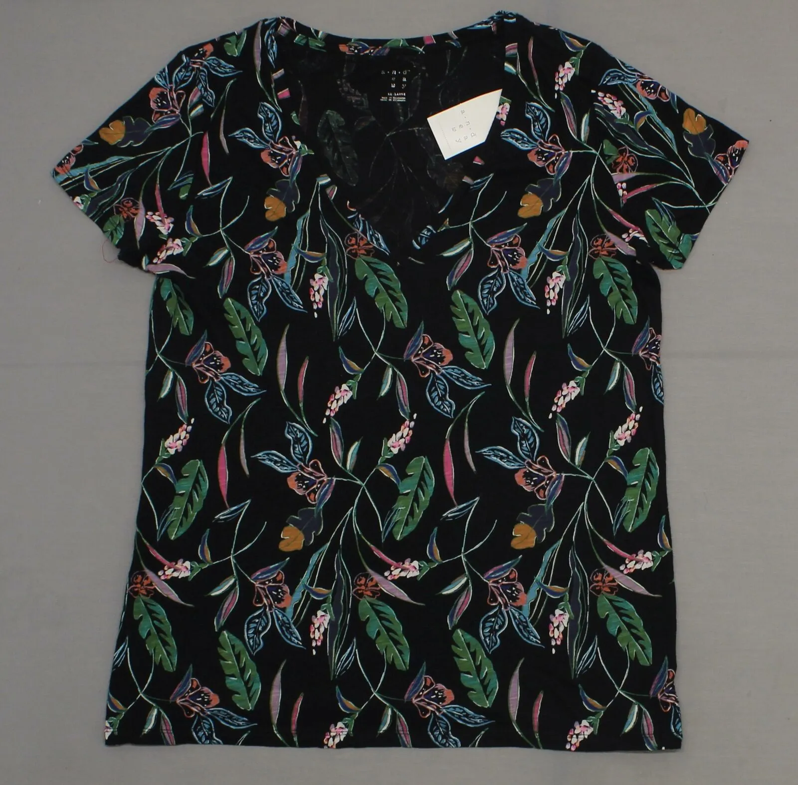 A New Day Women's Short Sleeve Vintage V-Neck T-Shirt