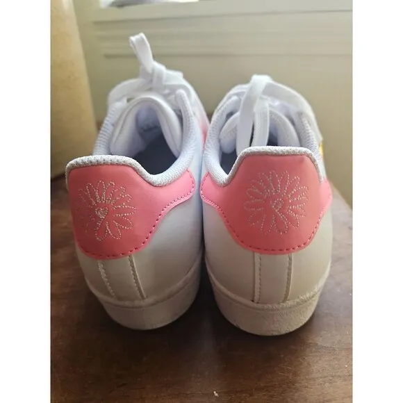 Adidas Superstar J White w/Pink Stripe, Stitched Heart &amp; Flower, Size 5 Girls