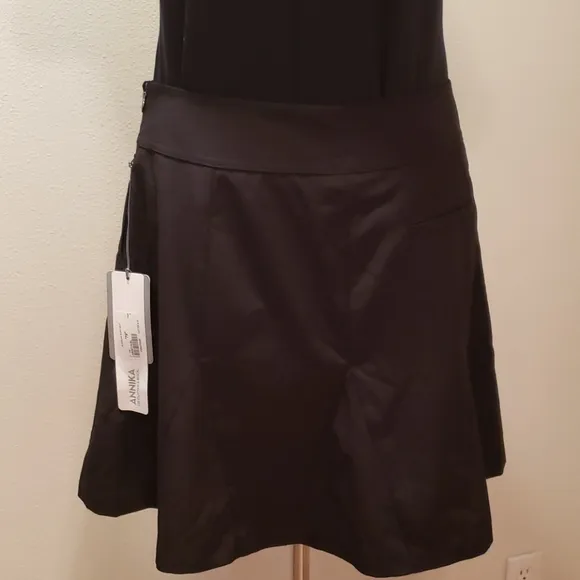 ANNIKA CUTTER &amp; BUCK TENNIS PREPPY ACTIVE ACTIVEWEAR BLACK GOLF SKORT SHORTS SZ8