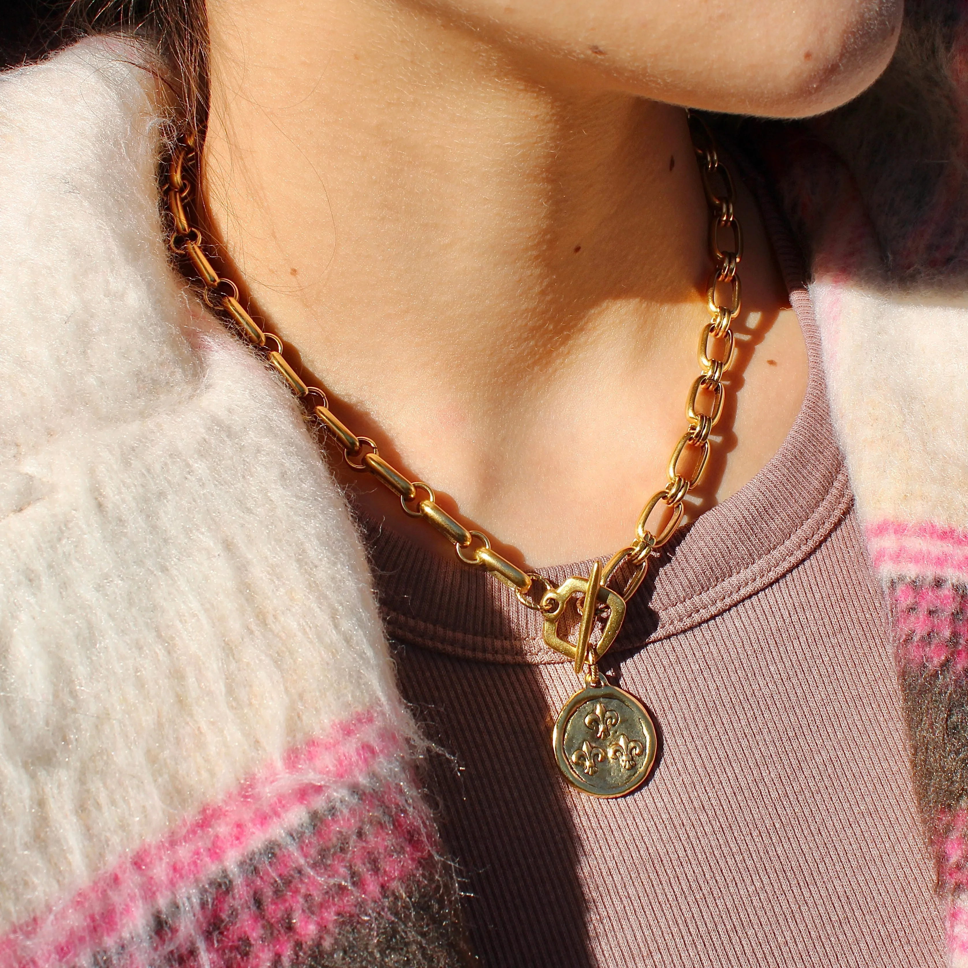 Antiqued Gold Bee & Fleur de Lis Chunky Chain