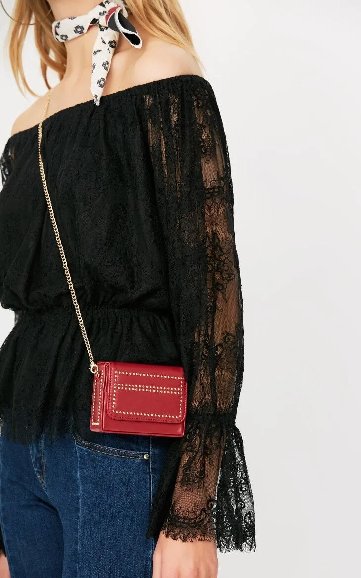 Autumn and Winter New Lace Shoulder Horn Sleeve T-shirt