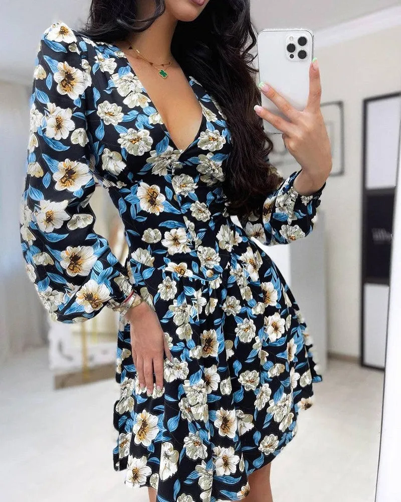 BerryBetty - Floral Print Lantern Sleeve Buttoned Dress