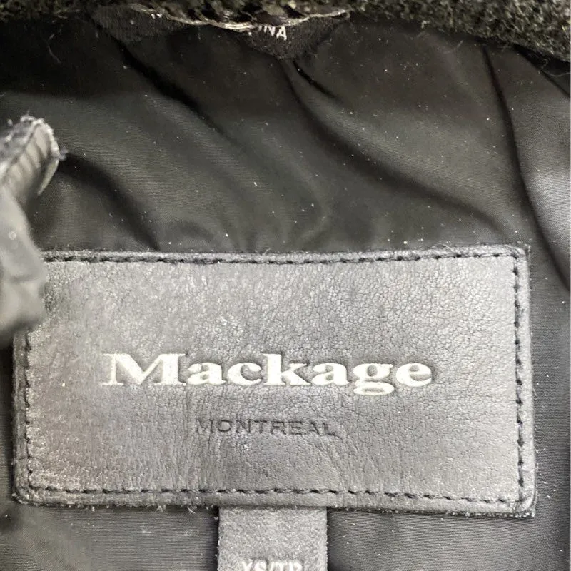 Black Solid Down Puffer Jacket