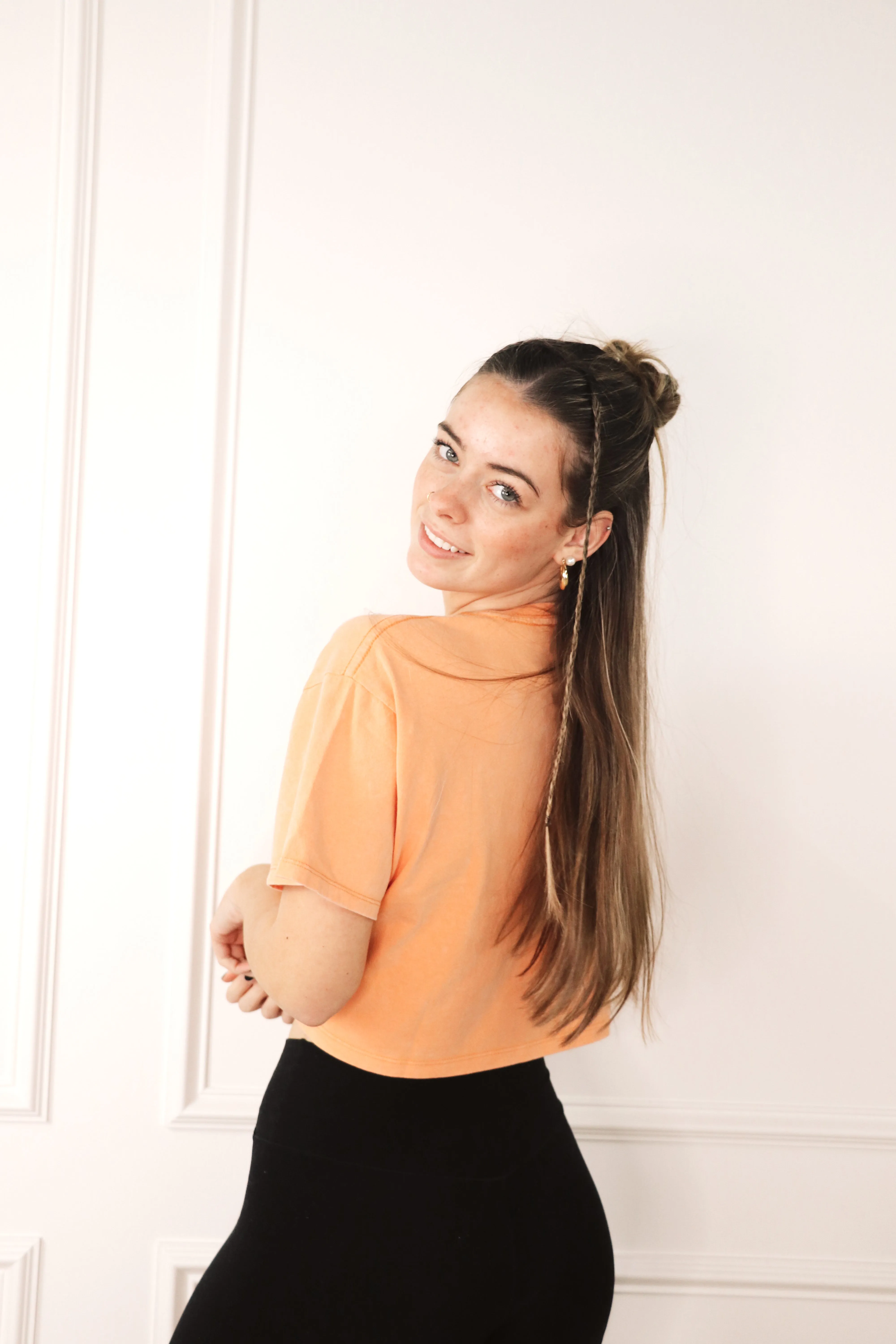 Casual Cropped Orange T-Shirt