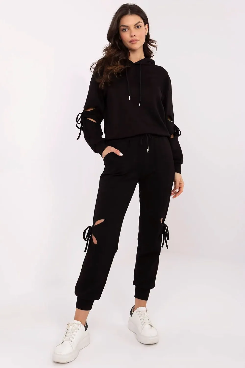 Casual tracksuit set with decorative ties