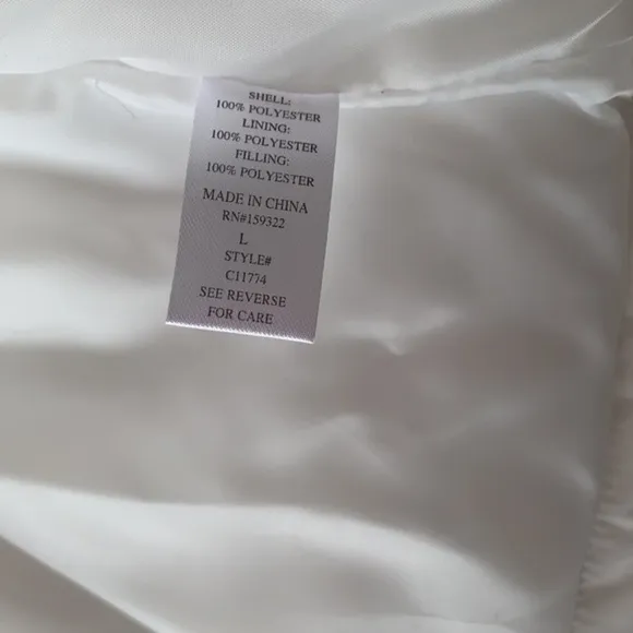 Central Park West White Wesley Convertible Puffer Activewear Outerwear