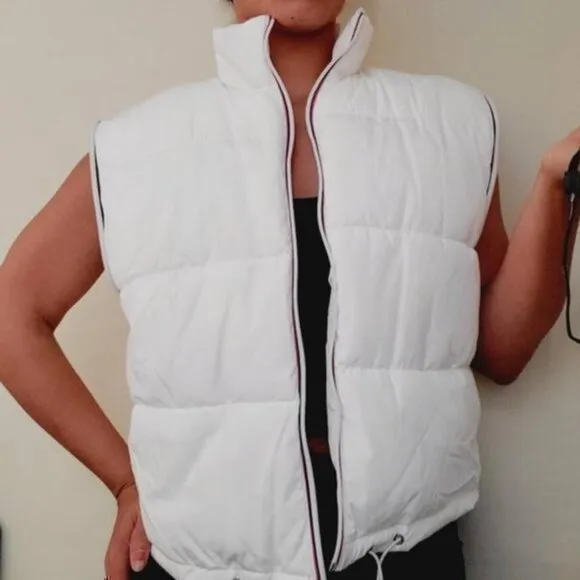 Central Park West White Wesley Convertible Puffer Activewear Outerwear