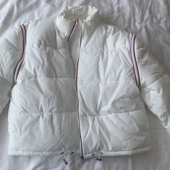 Central Park West White Wesley Convertible Puffer Activewear Outerwear