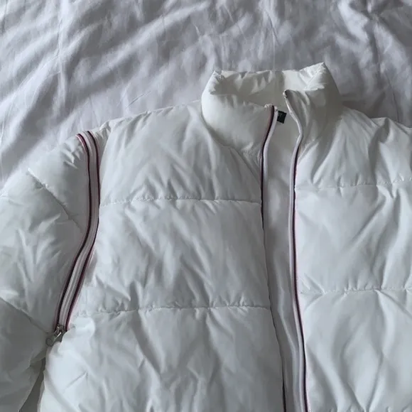 Central Park West White Wesley Convertible Puffer Activewear Outerwear