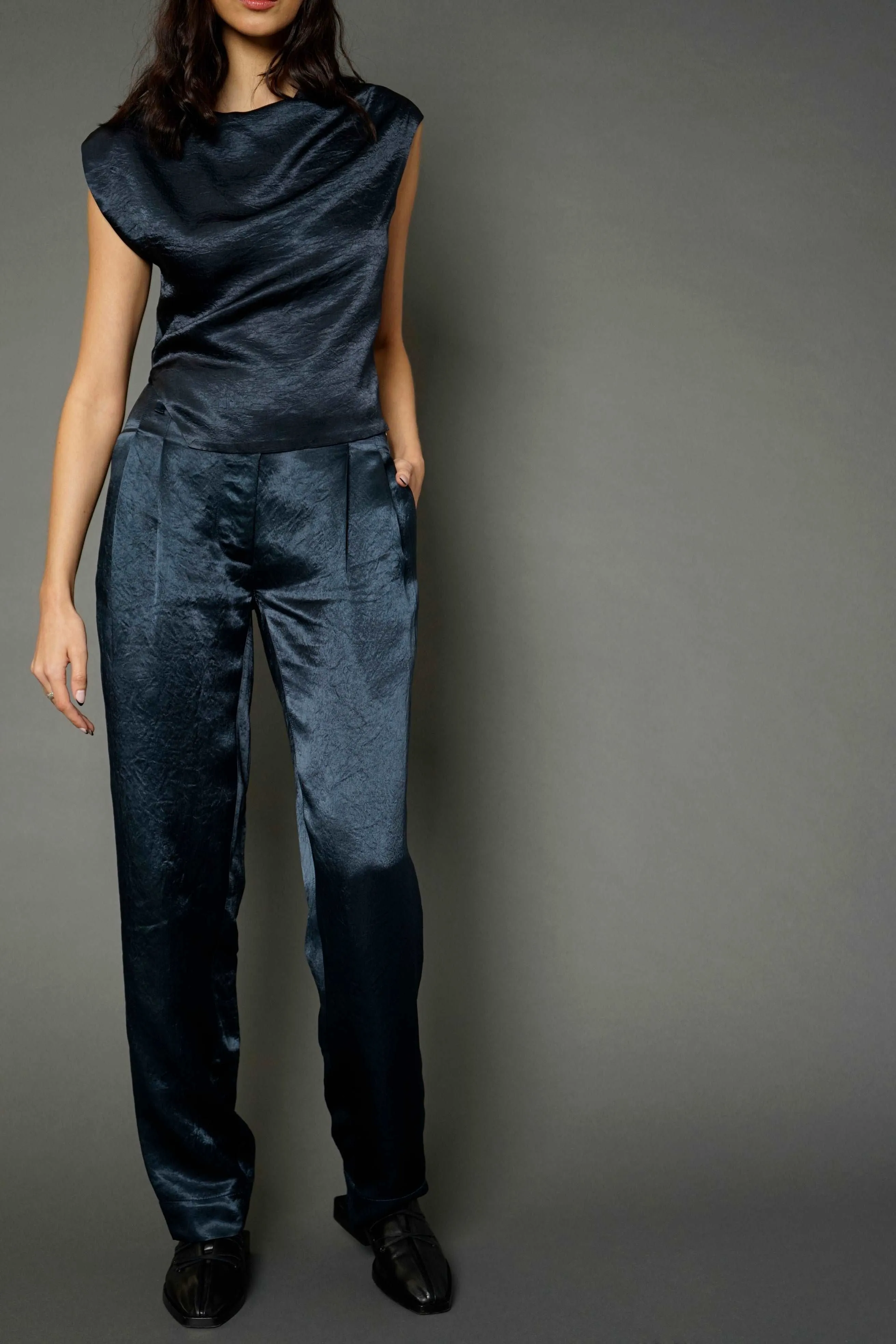Dax Navy Pleated Full Pants