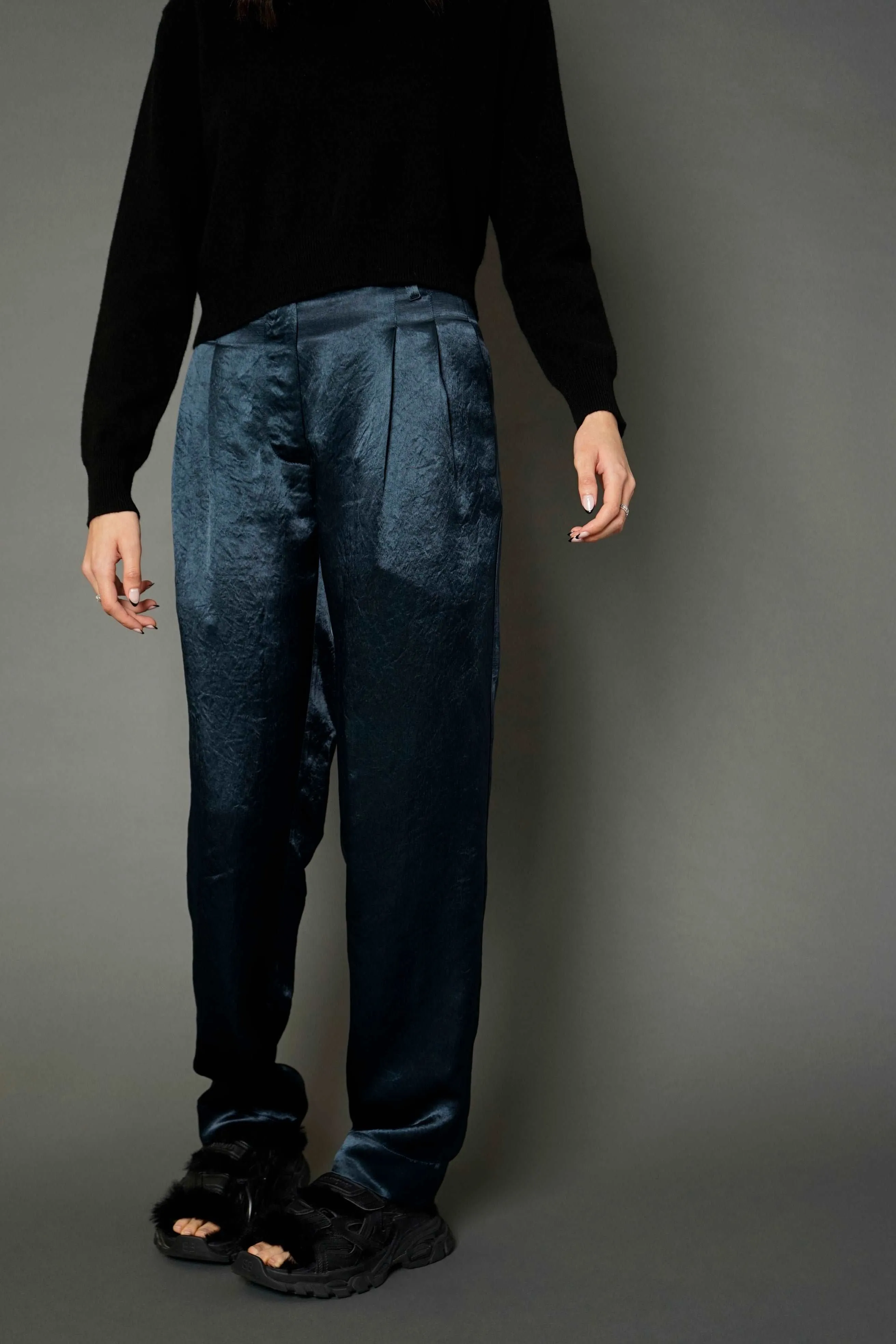 Dax Navy Pleated Full Pants