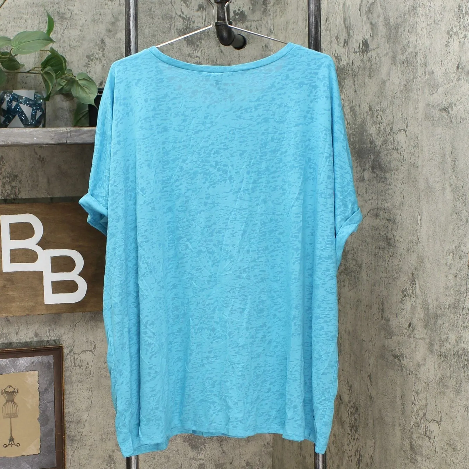 DG2 by Diane Gilman Women's Plus Size Slub Pocket T-Shirt