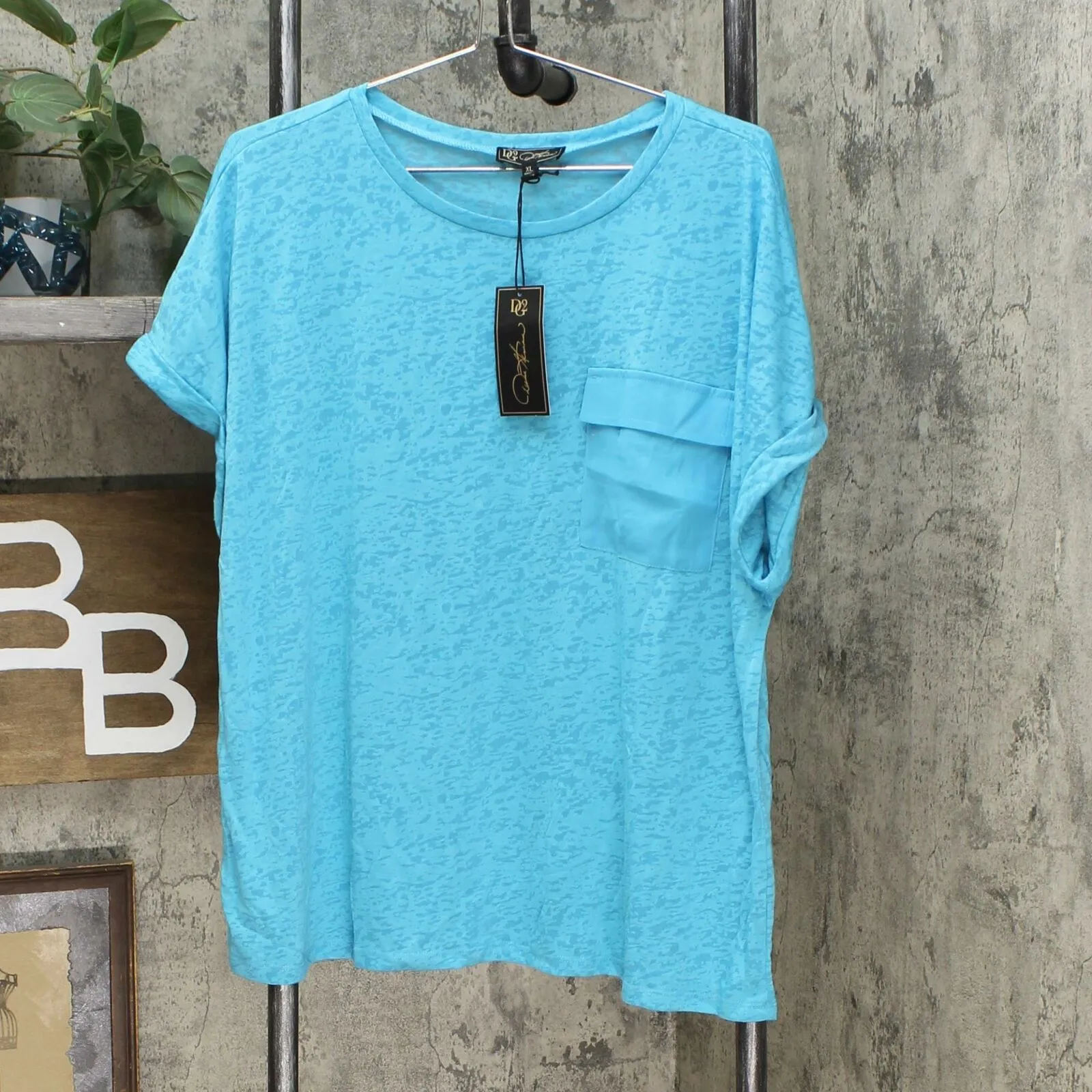 DG2 by Diane Gilman Women's Slub Burnout Pocket T-Shirt