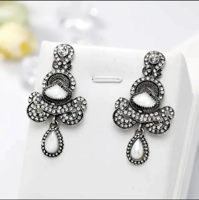 Flapper Gatsby Earrings, 20's rhinestone pearls art deco, 1920's earrings, Bridal, earrings, earrings, vintage, retro