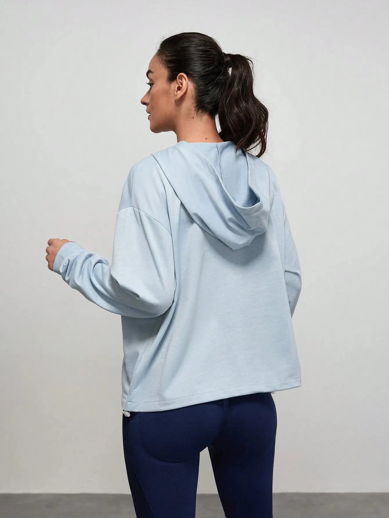 Front Zipper Hoodie with Pockets – Casual & Outdoor
