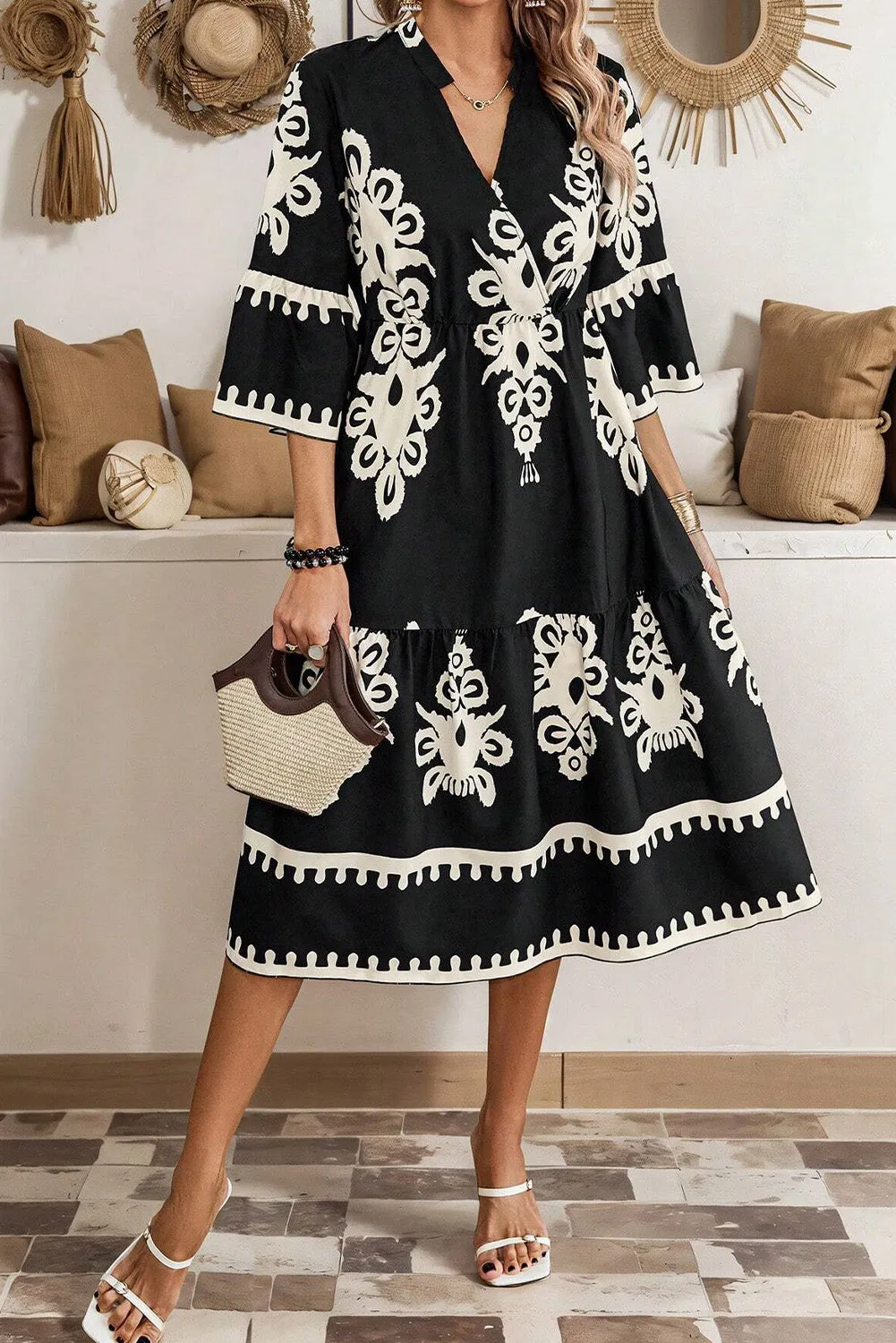 Geometric Print Midi Dress with 3/4 Sleeves and V-Neck