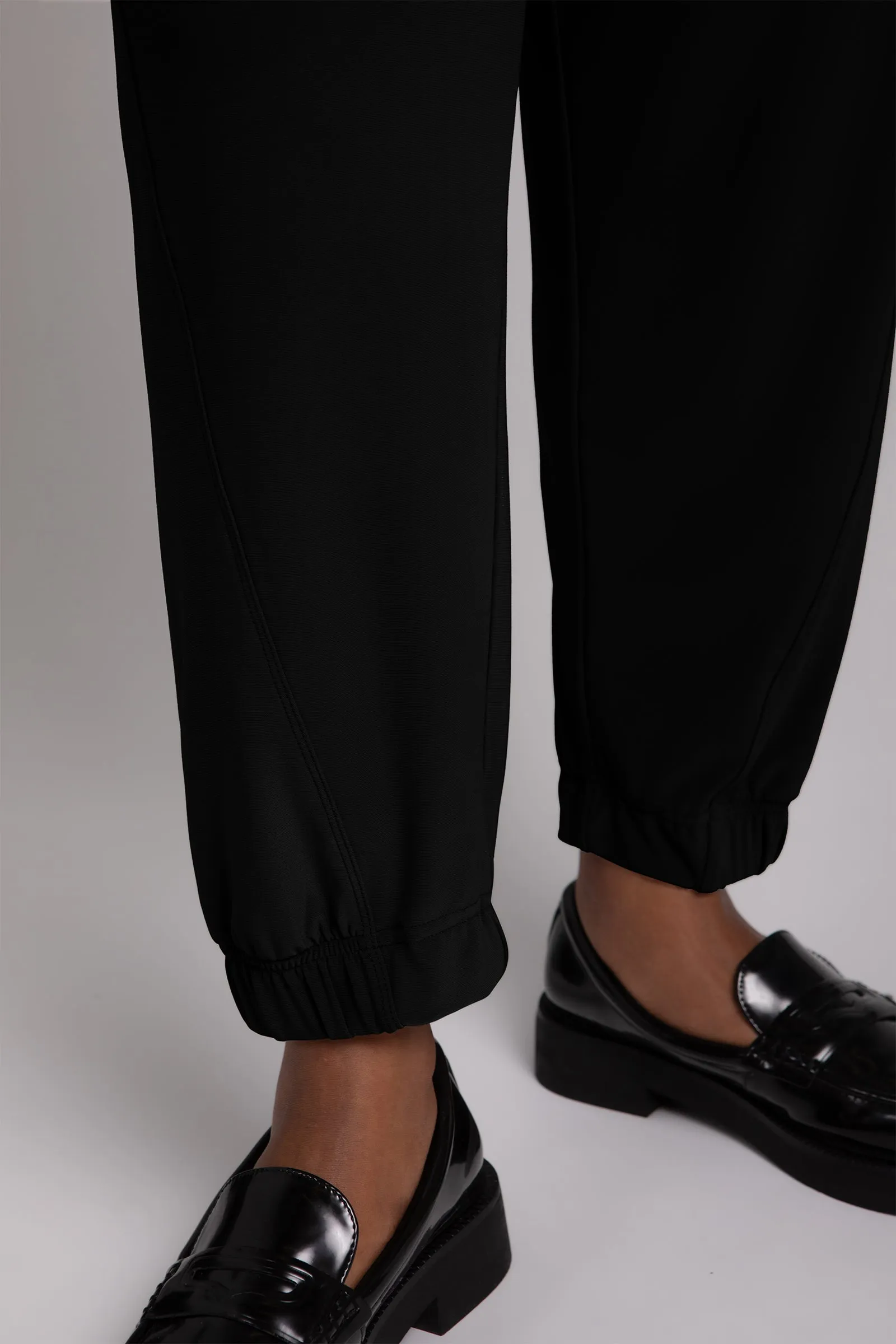Half Cuff Jogger Pant