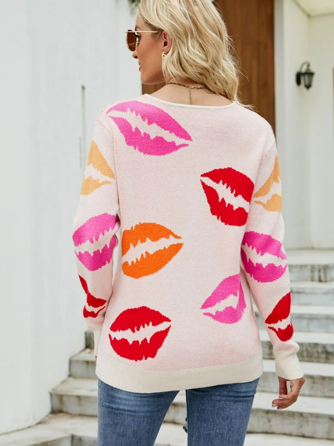 Hazel Blues® | Lip Print V-Neck Knit Top