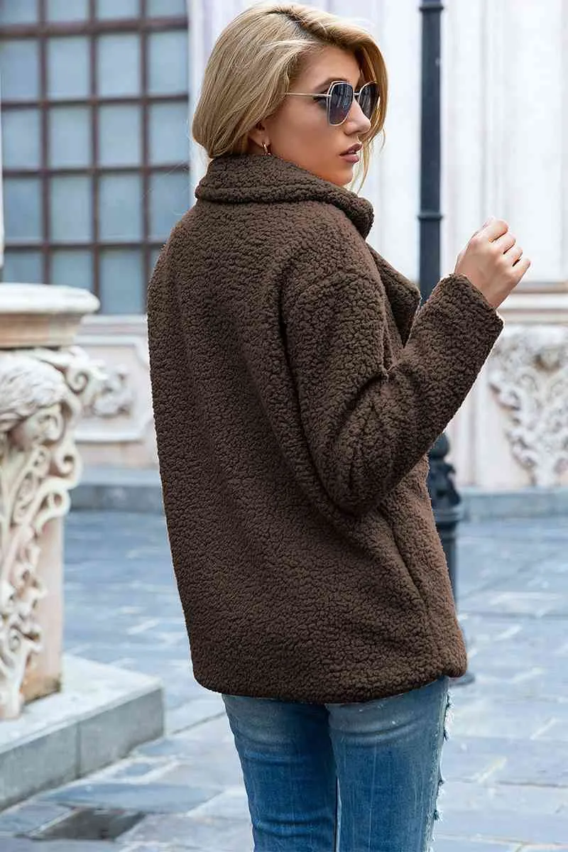 Ivy Lane Sherpa-jas met reverskraag in volledige maat