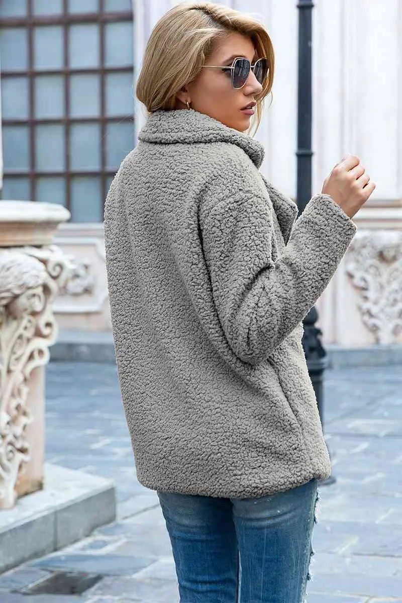 Ivy Lane Sherpa-jas met reverskraag in volledige maat