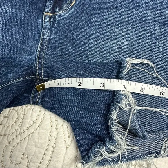 Joe’s jeans high rise cut-off denim shorts sz 28
