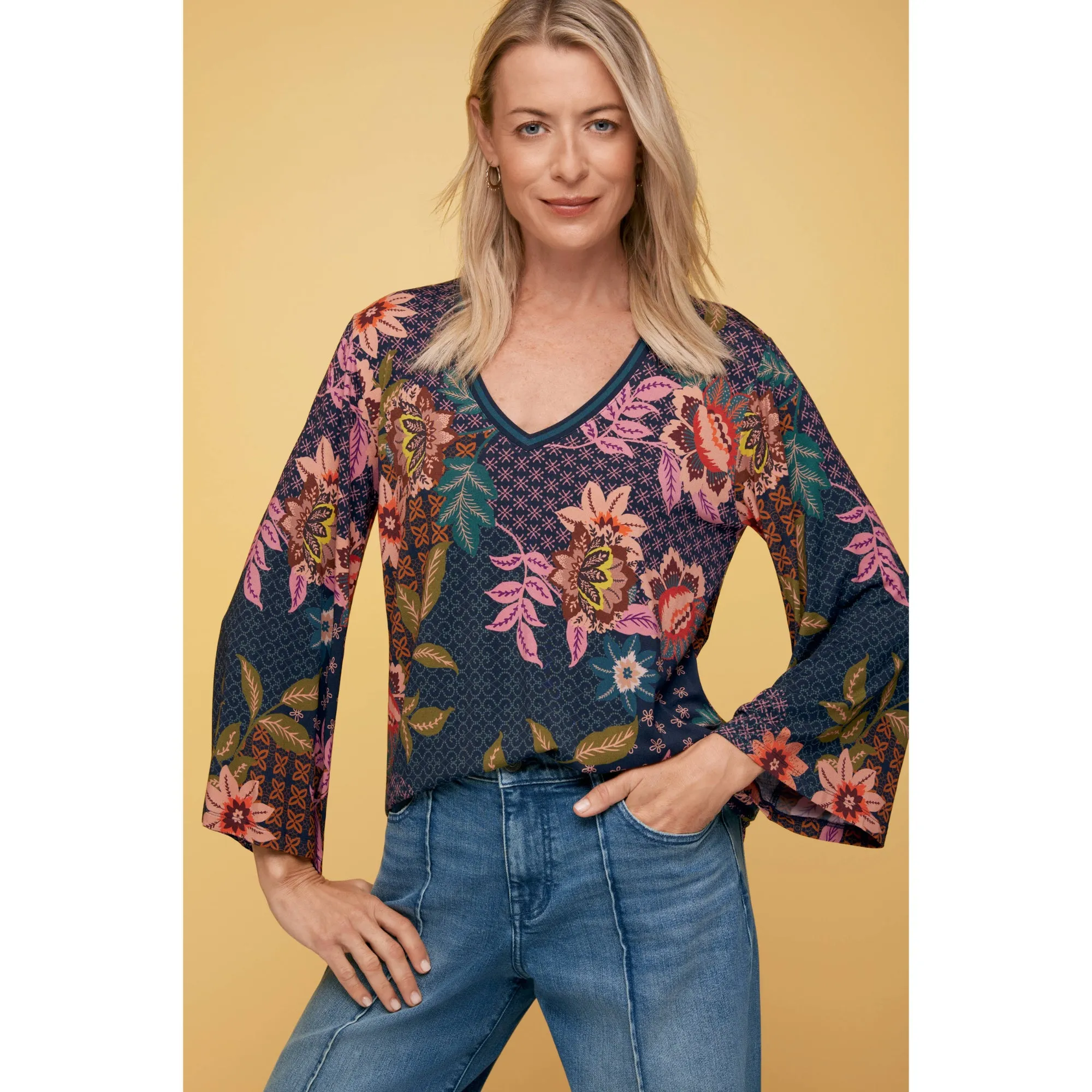 Johnny Was Delfino V Neck Kimono Sleeve Tee Flowers Blue Top Floral Shirt New