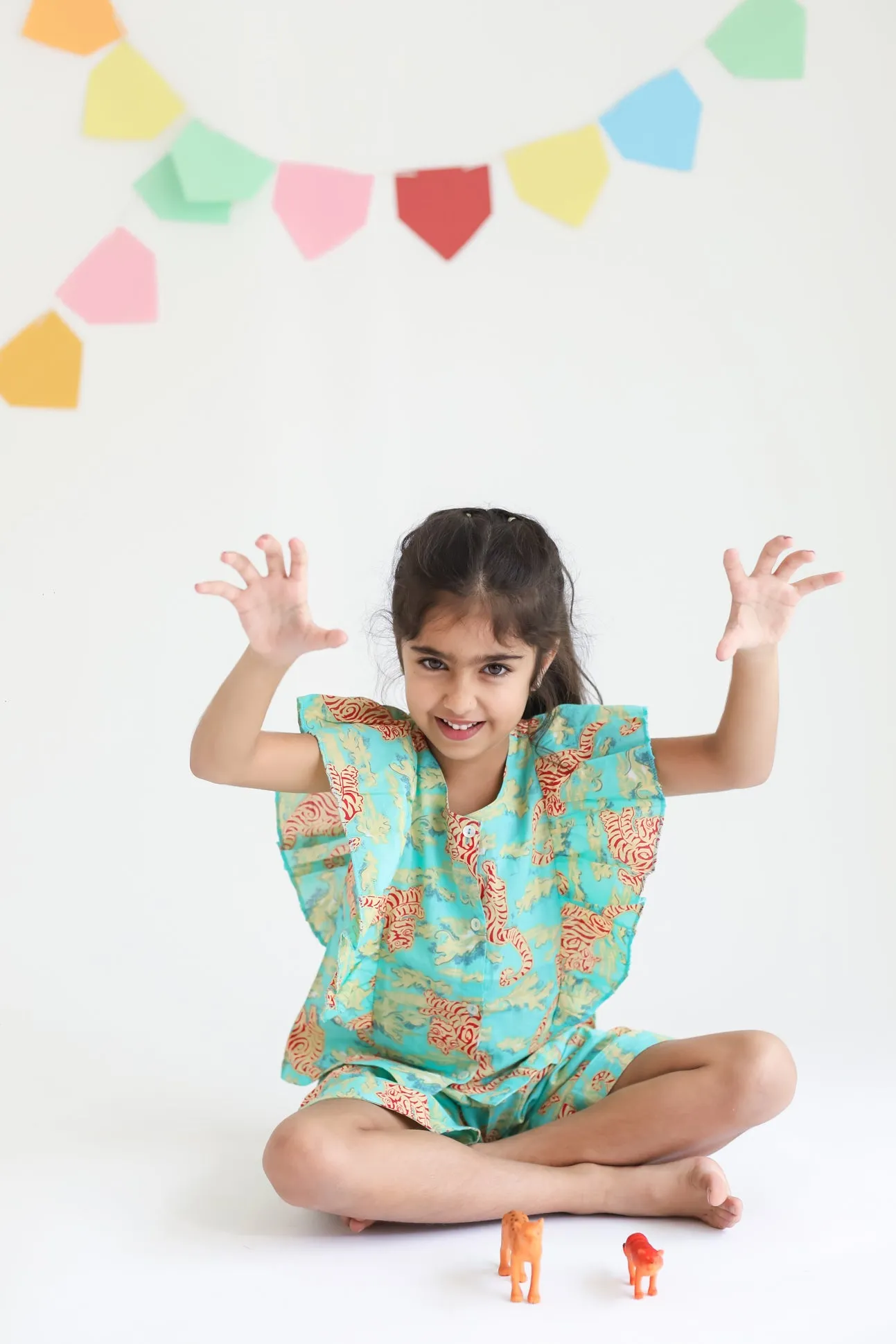 Klingaru Frill Top and Shorts Set - Green Red Tiger
