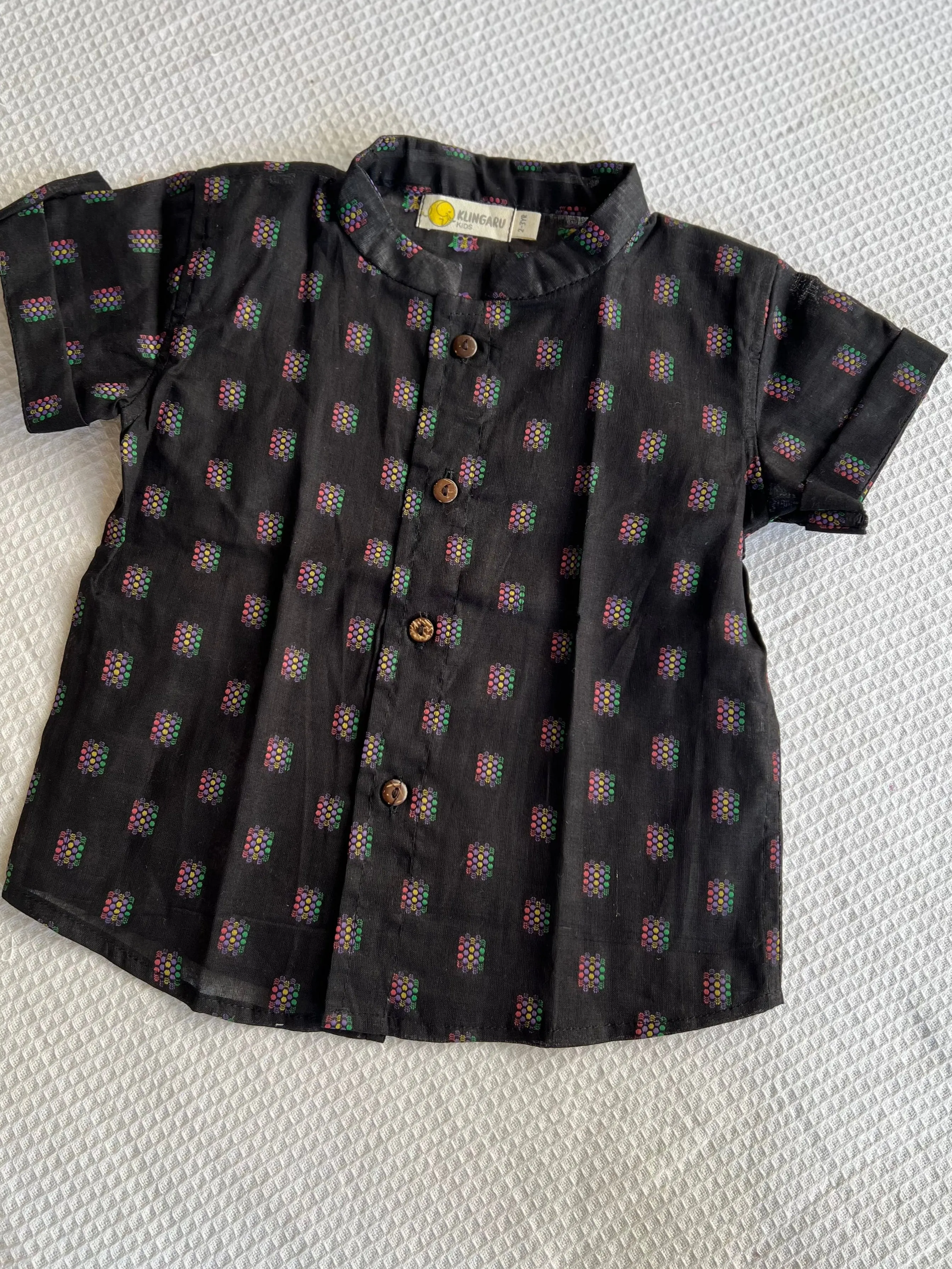 Klingaru Shirt - Black with Multicolour