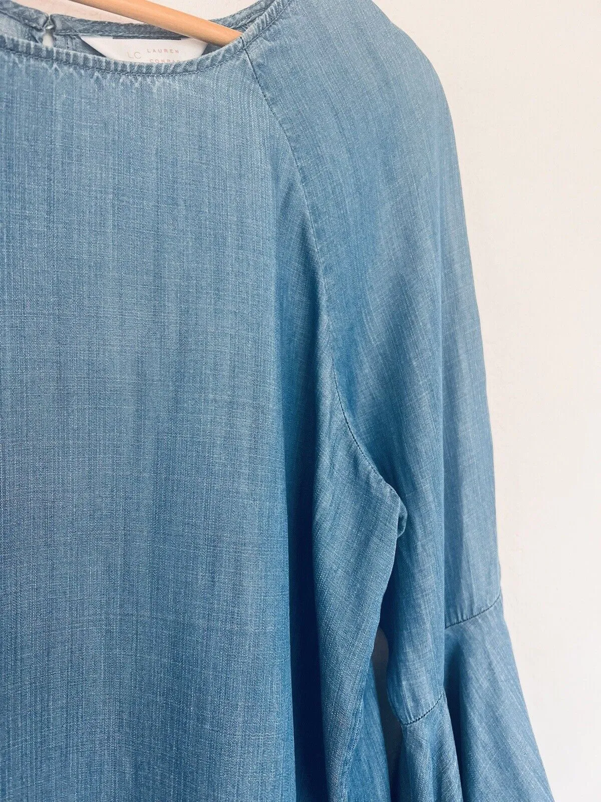 LC Lauren Conrad Denim Blue Blouse Sz L Back Tail Detail Flared Sleeves Boho