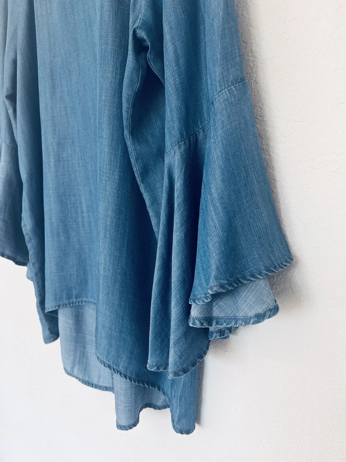LC Lauren Conrad Denim Blue Blouse Sz L Back Tail Detail Flared Sleeves Boho