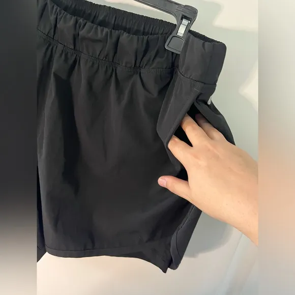 LIVI by Lane Bryant Athletic Black Spandex Active Shorts with Pockets  Sz 18/20