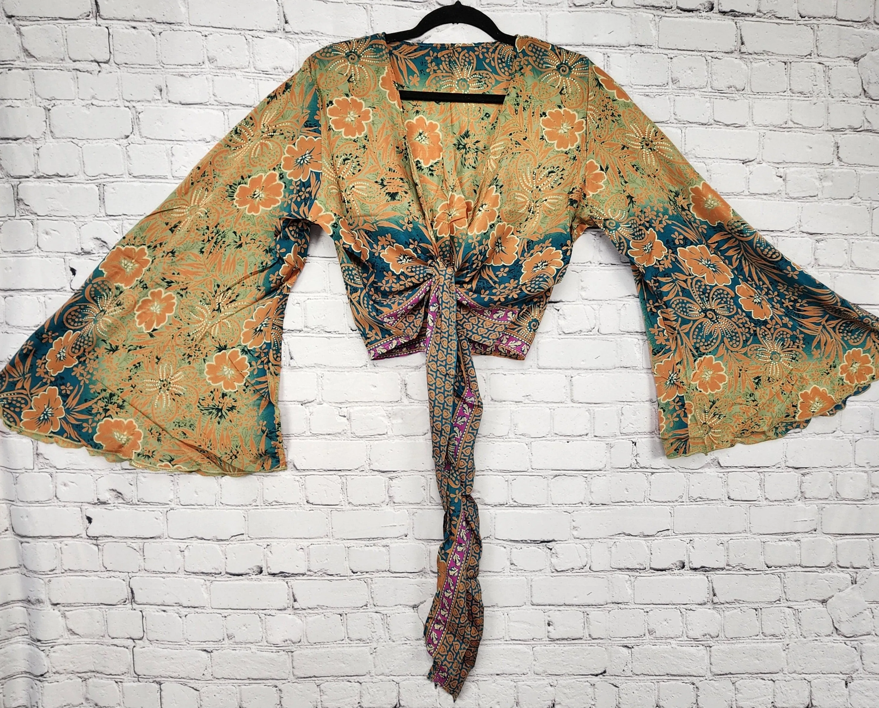 Long Sleeve boho Top/Bell Sleeve Crop Top/Tie front bell sleeve top/festival crop top/front tie front or back crop/Beach top/ hippie tops