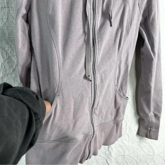 Lululemon Lavender Zip Hoodie Jacket Women’s M cotton casual activewear coat