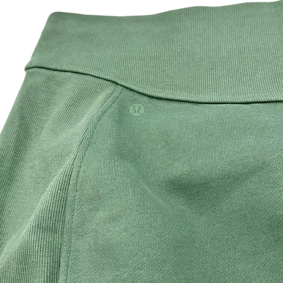 Lululemon Scuba HR Mini Skirt Size XL
