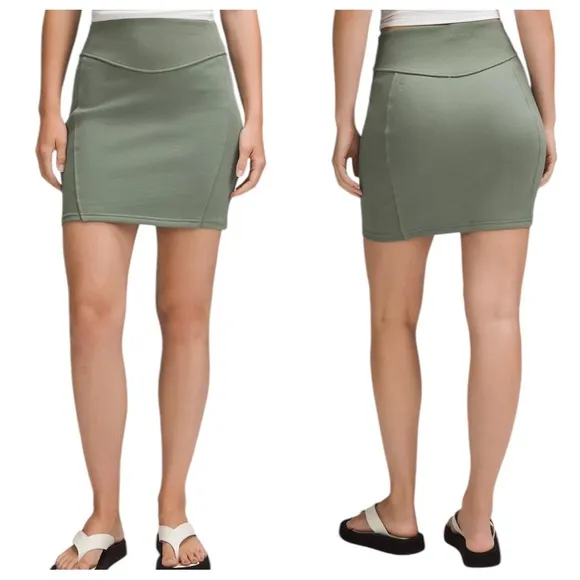 Lululemon Scuba HR Mini Skirt Size XL