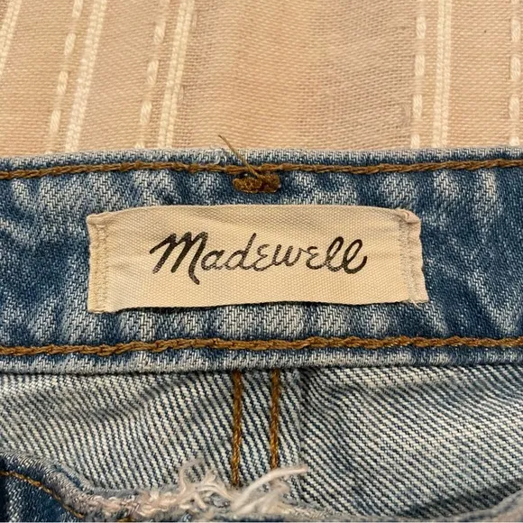 Madewell The Curvy Perfect Vintage Straight Jean in Seyland Wash High Rise 27