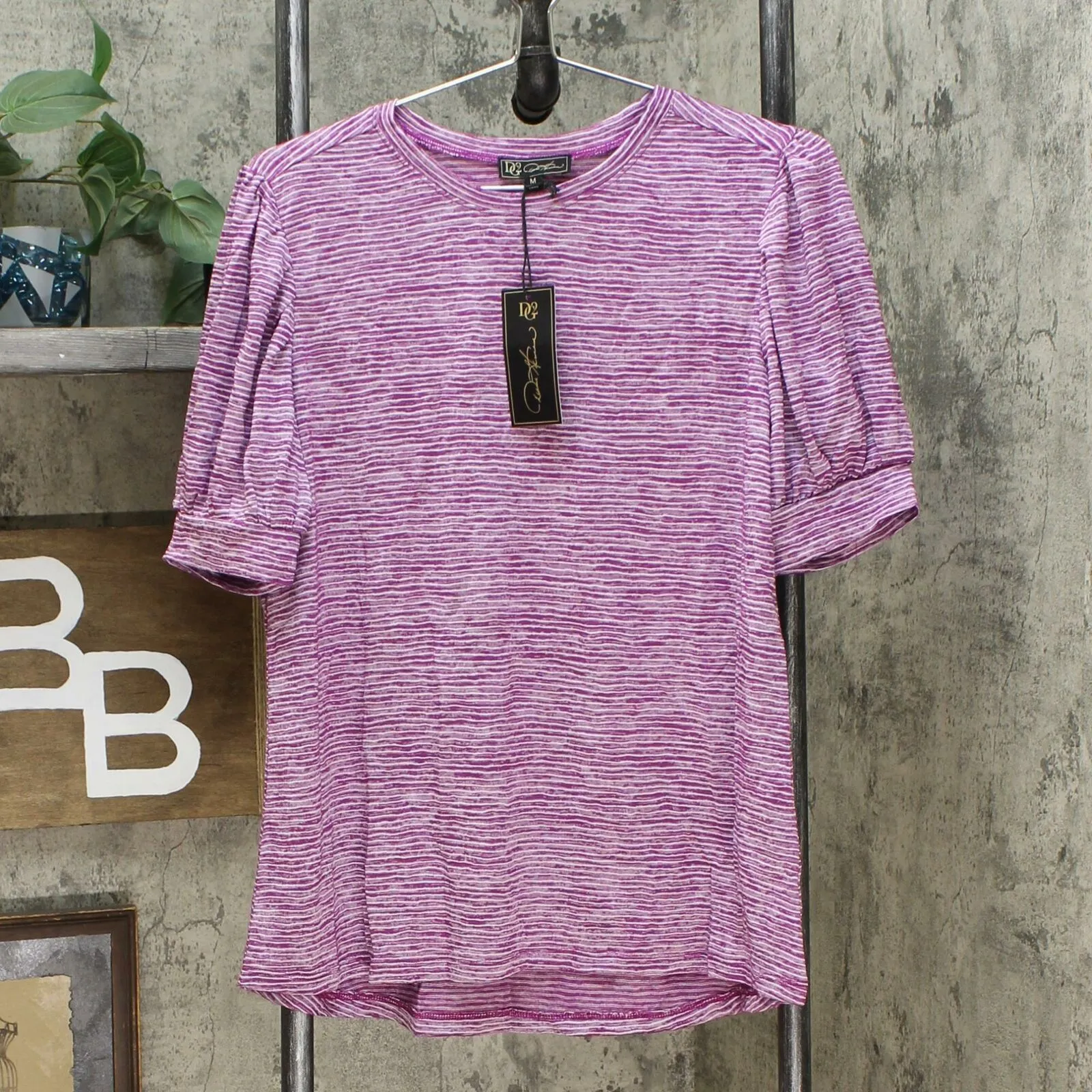 NWT DG2 By Diane Gilman Womens Balloon-Sleeve Tee. 697877 Medium