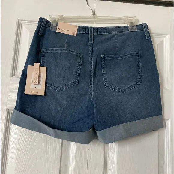 NYDY High-Rise A-Line Lift &amp; Tuck Button Fly Cuffed Horizon Jean Shorts size 4