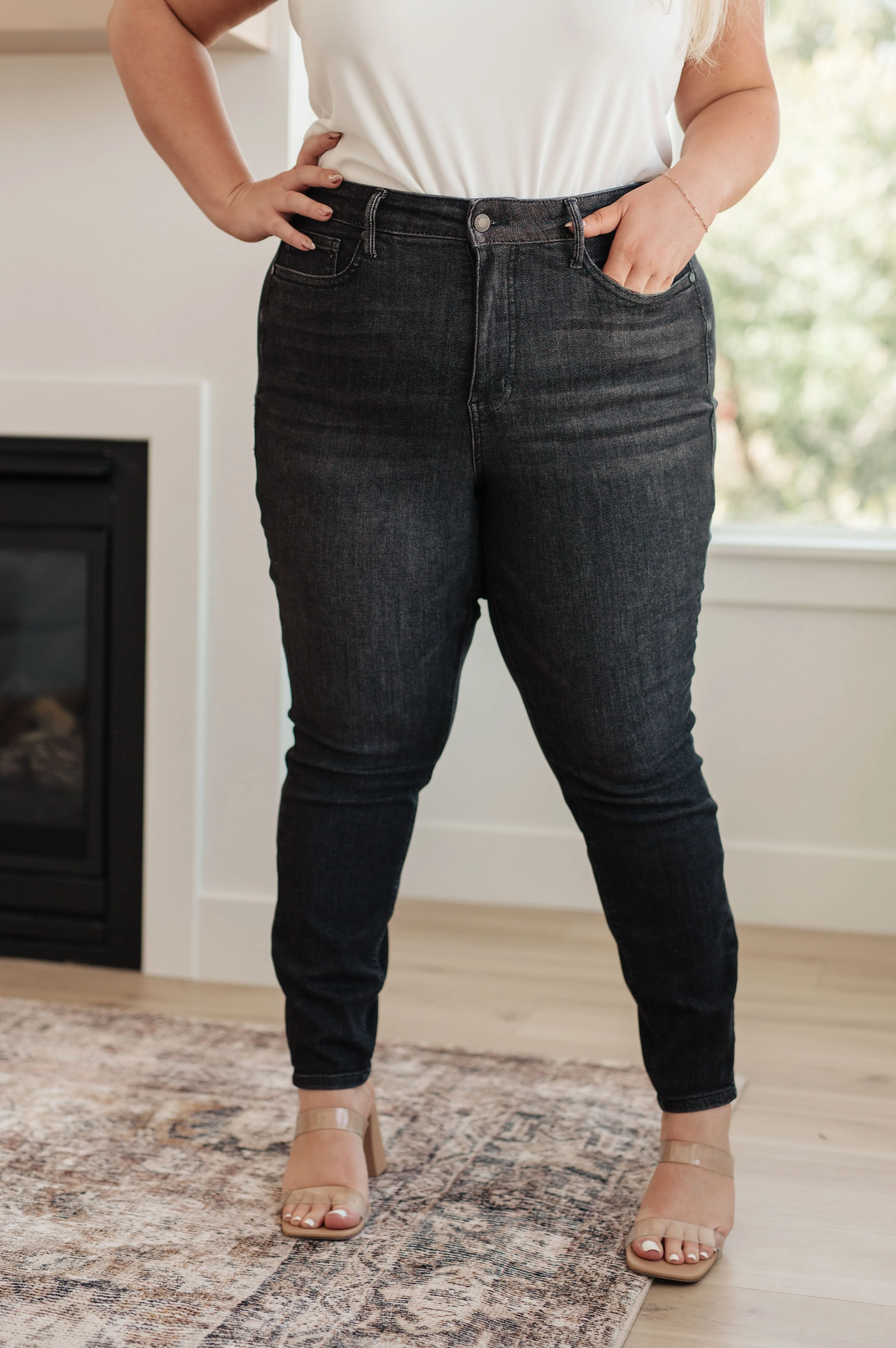 Octavia High Rise Control Top Skinny Jeans in Washed Black - Judy Blue