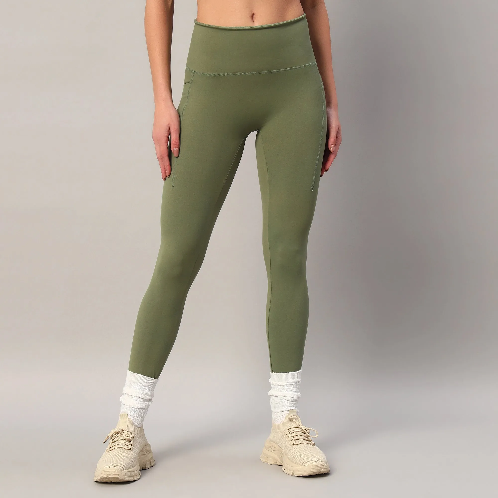 Olivine Essential Pocket Leggings