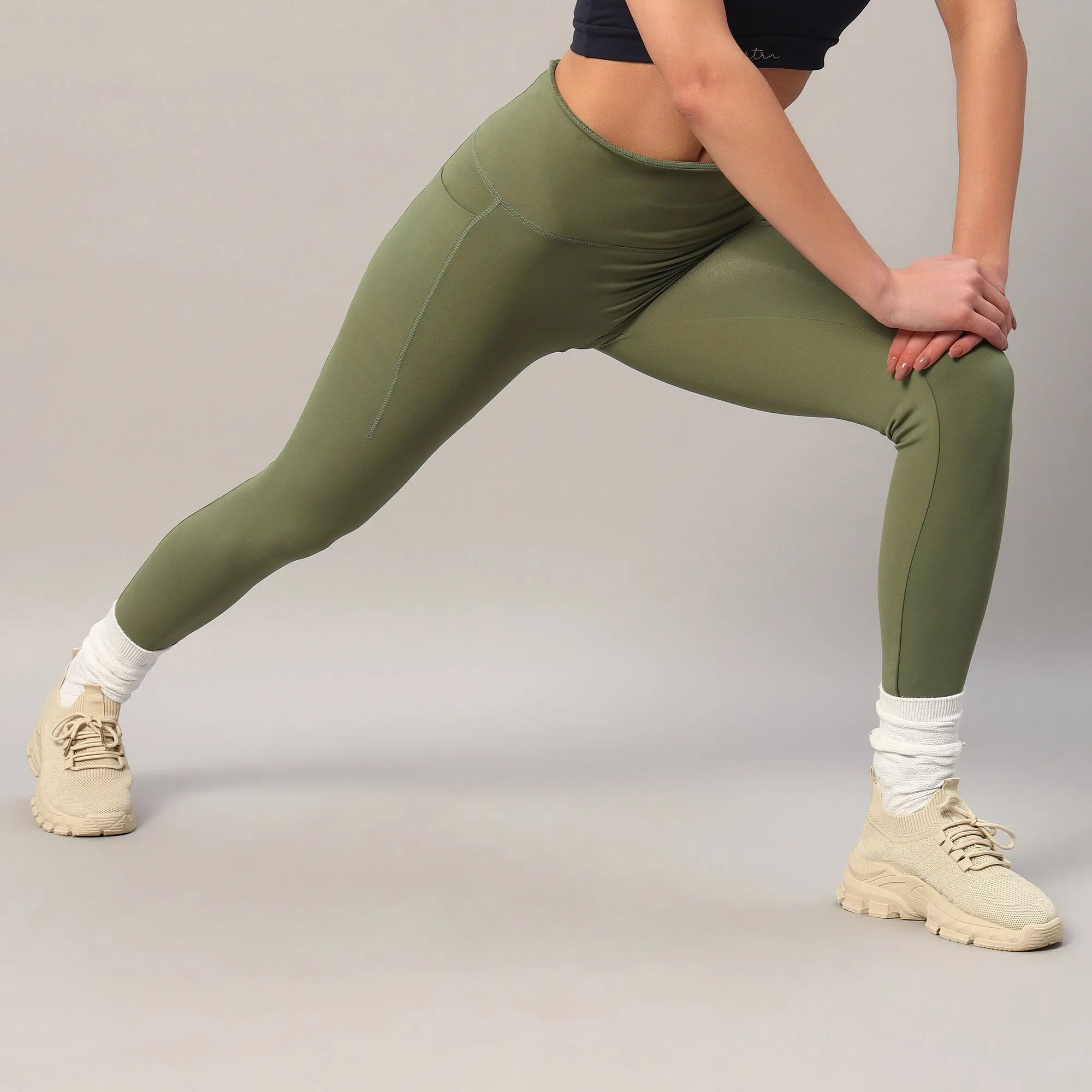 Olivine Essential Pocket Leggings