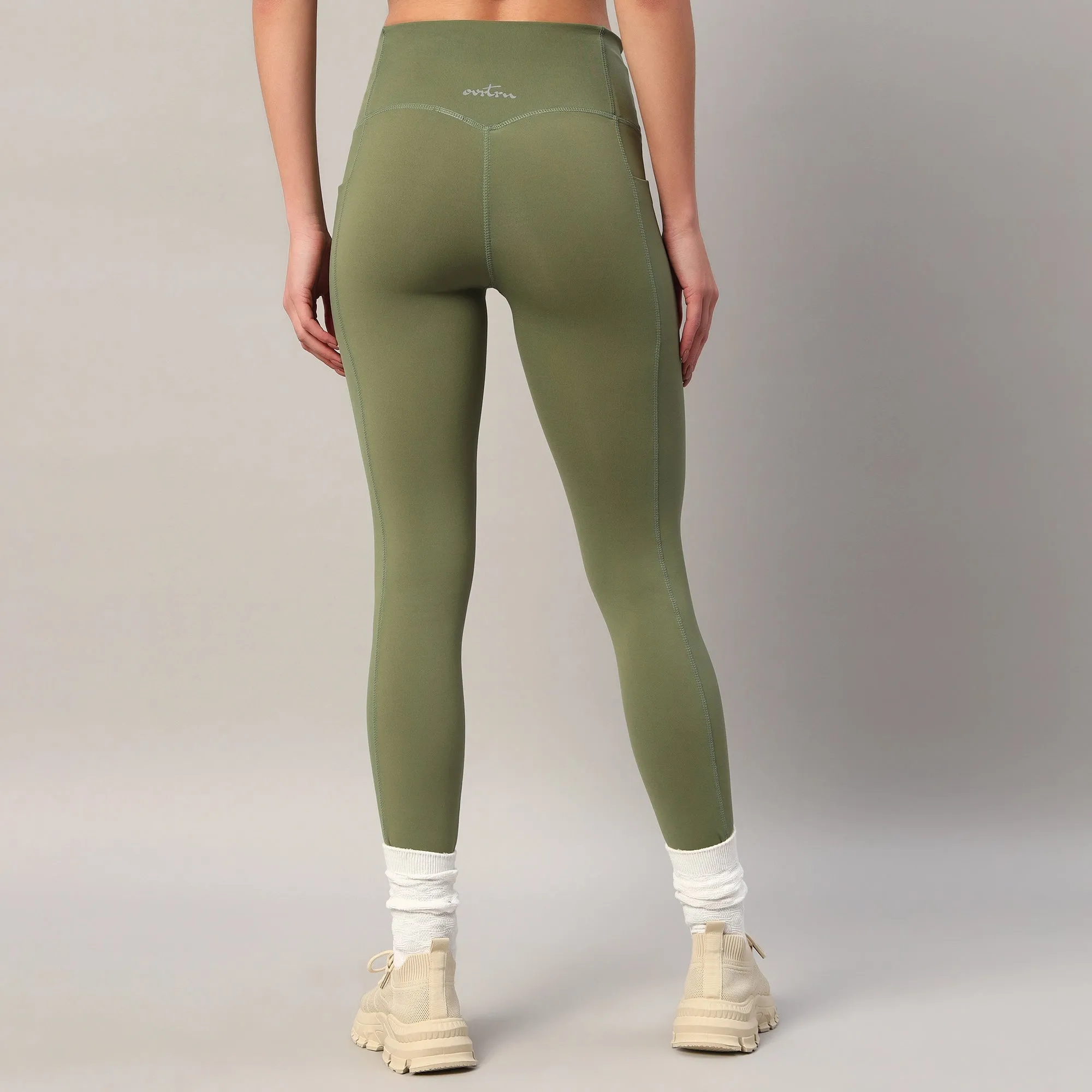 Olivine Essential Pocket Leggings