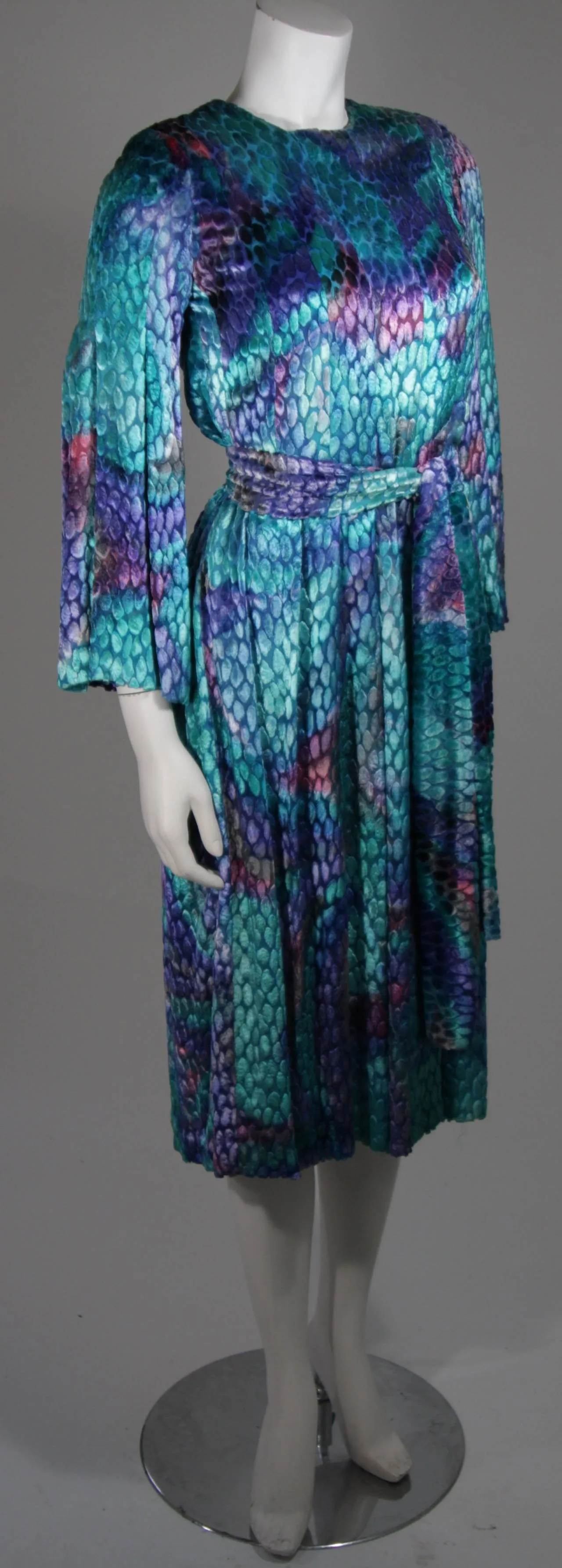 PAULINE TRIGERE Turquoise Velvet Dress Size Medium