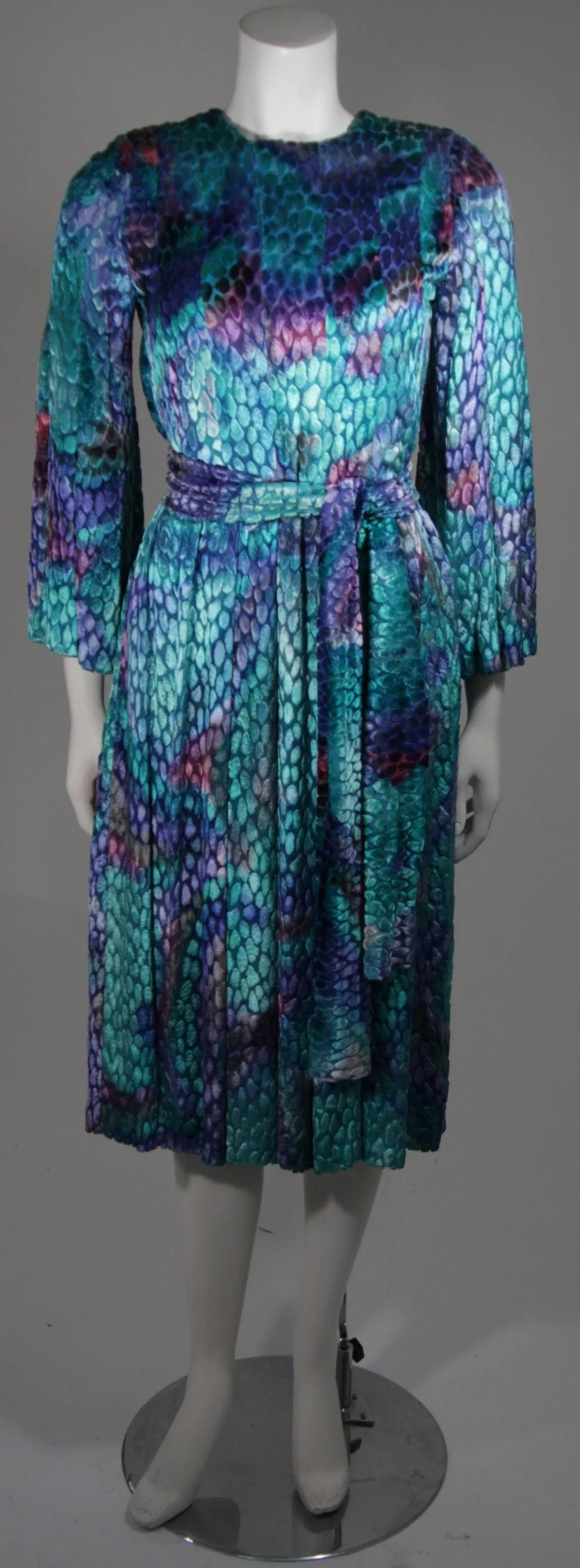 PAULINE TRIGERE Turquoise Velvet Dress Size Medium